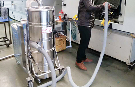 How to Handle Factory Dust and How to Choose an Industrial Dust Vacuum Cleaner?