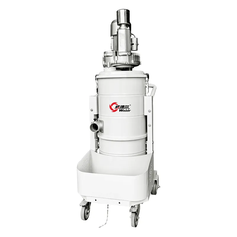 Portable and lightweight industrial vacuum cleaner