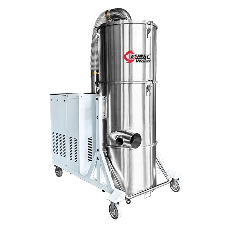 High-power industrial vacuum cleaner